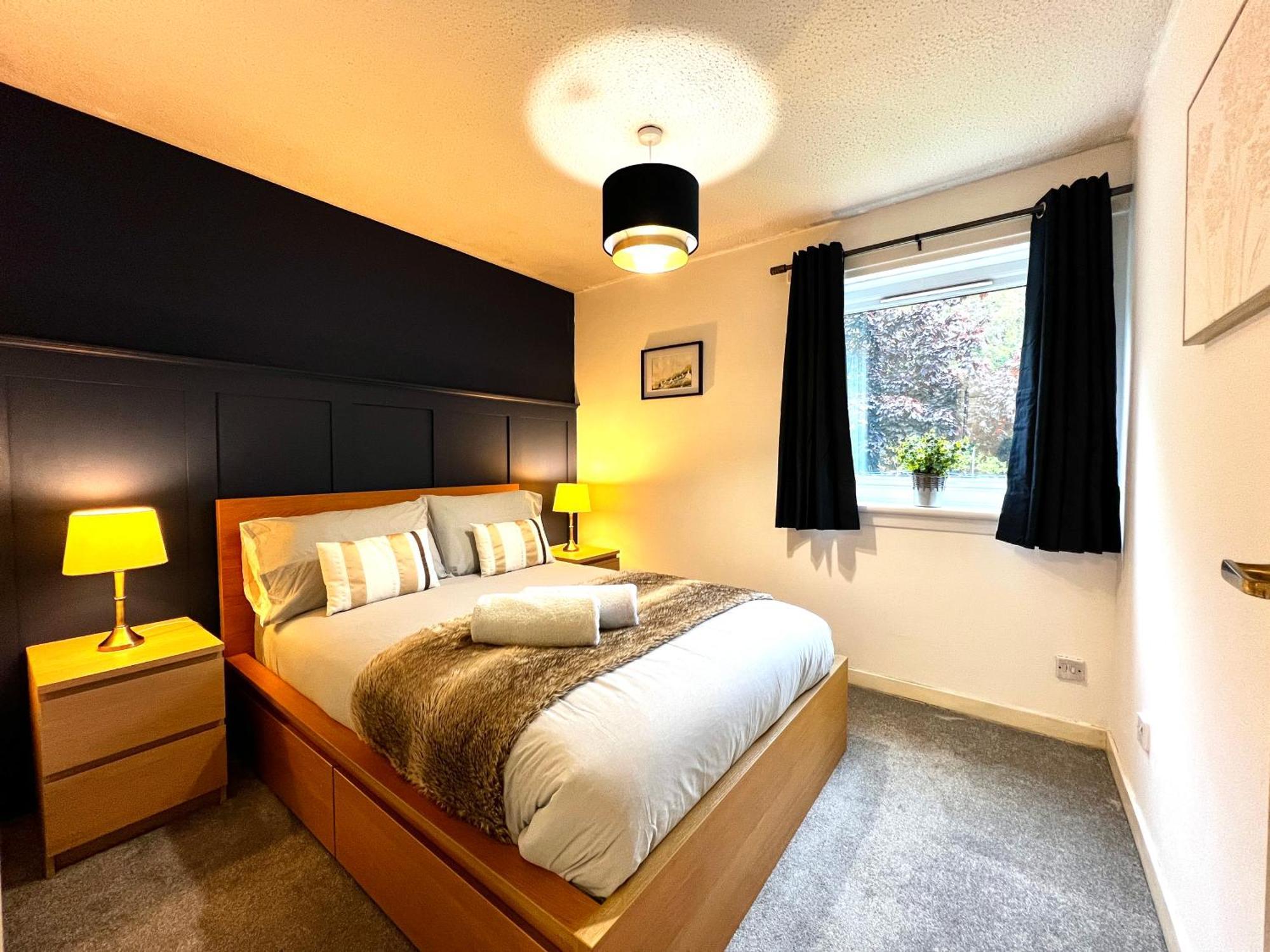グラスゴーGround Floor Flat With Free Parking & Wifiアパートメント エクステリア 写真