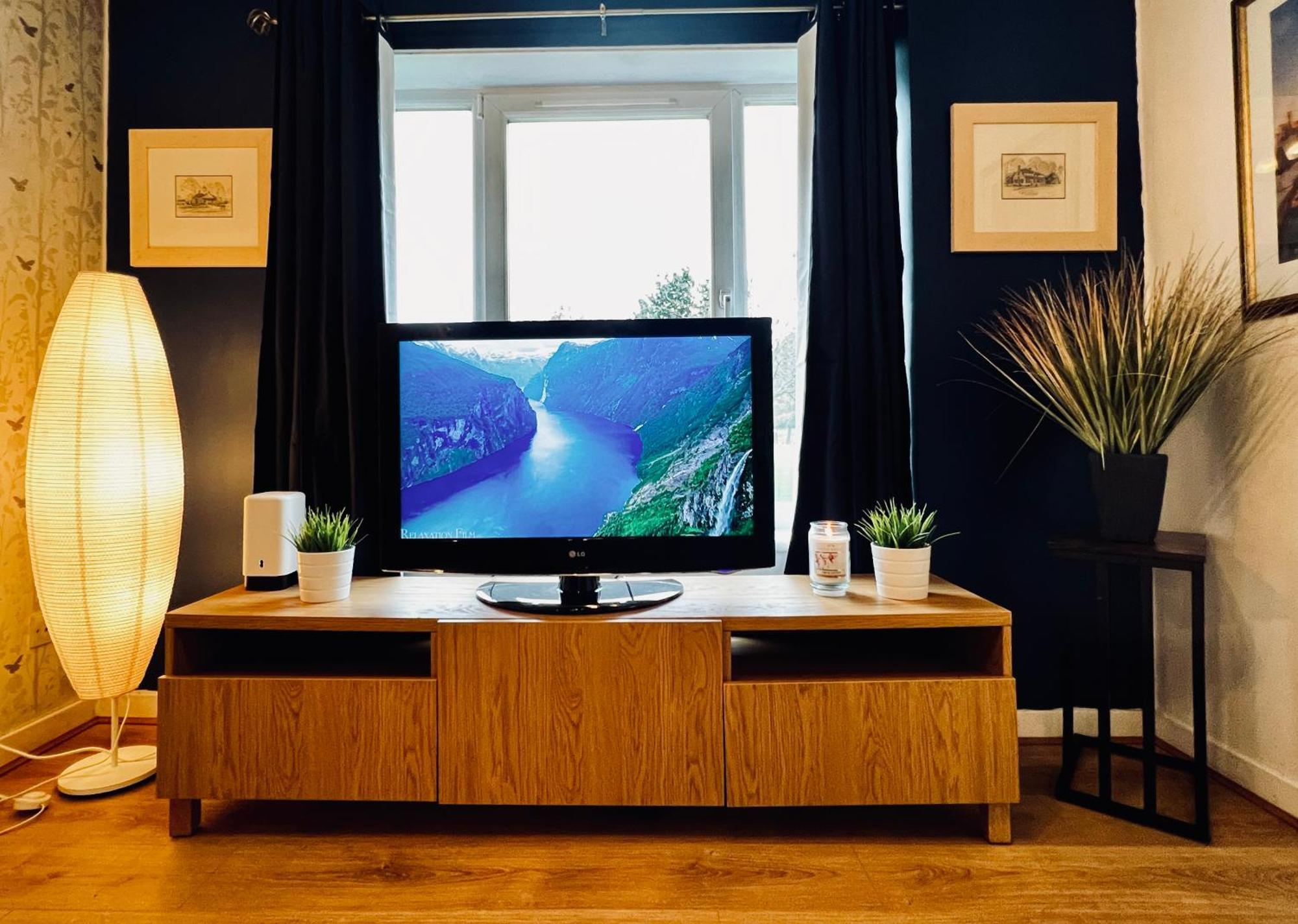 グラスゴーGround Floor Flat With Free Parking & Wifiアパートメント エクステリア 写真