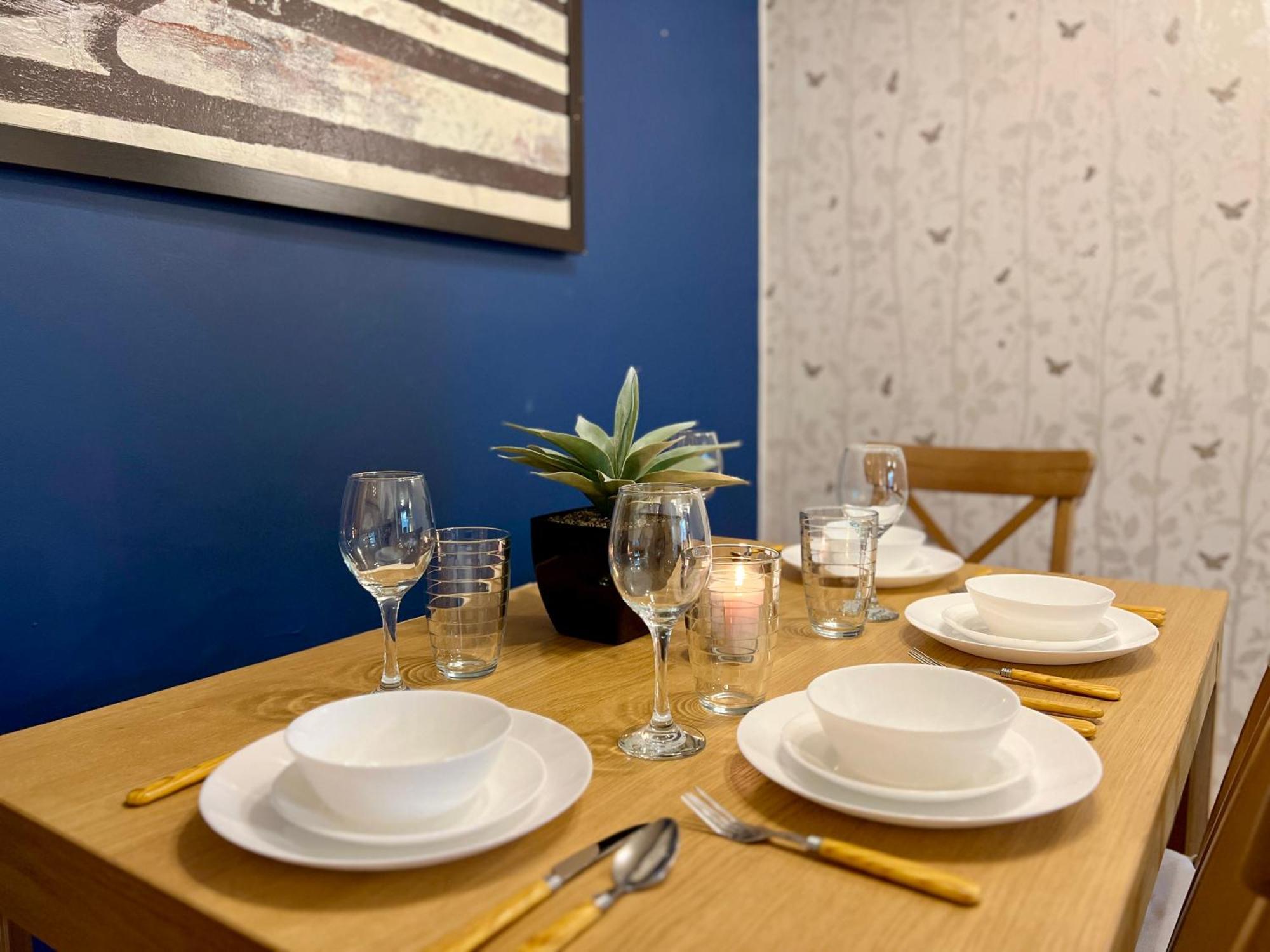 グラスゴーGround Floor Flat With Free Parking & Wifiアパートメント エクステリア 写真